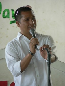 Ronnie the MC at Talim Island World Youth Day.